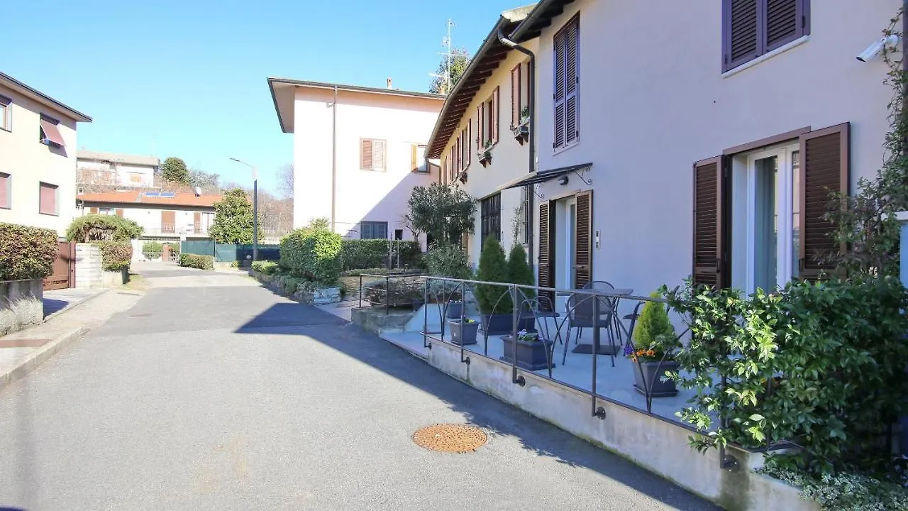 Guest house Italianway - Affittacamere Brenna San Fermo della Battaglia Italy